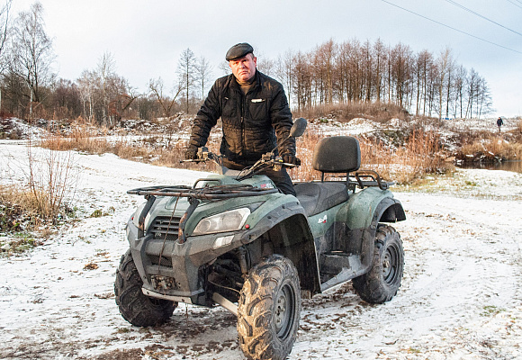 Катание на квадроциклах в Калининграде. Сервис Ultra Подарки. Подарочный сертификат на катание на квадроциклах в Калининграде. Закажите катание на квадроциклах недорого и наслаждайтесь активным отдыхом с друзьями. Выбирайте живописные маршруты для езды на квадроциклах. Сервис UltraPodarki.ru 8800-505-9530. Катание на квадроциклах, Прокат квадроциклов, езда на квадроцикле, прокат квадроциклов Калининград, катание на квадроциклах Калининград, Катание на квадроциклах зимой, Катание на квадроциклах летом, Сертификат на катание на квадроциклах 

