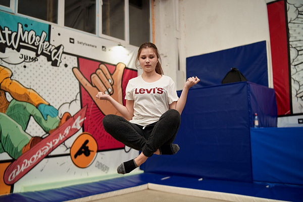  Батутный центр в Калининграде. Сервис Ultra Подарки. Купить подарочный сертификат в батутный центр, попробуйте прыжки на батуте в Калининграде. Сервис UltraPodarki.ru 8 (800) 555 95-30.. Батутный центр , батутный центр, батутный центр цены, батутный центр в Калининграде,  батутный парк, батут прыгать, прыжки +на батуте, батут Калининград, батут спорт