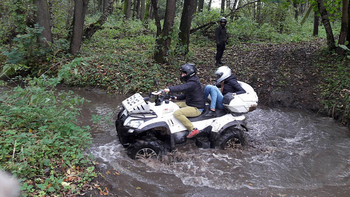 Катание на квадроциклах в Калининграде. Сервис Ultra Подарки. Подарочный сертификат на катание на квадроциклах в Калининграде. Закажите катание на квадроциклах недорого и наслаждайтесь активным отдыхом с друзьями. Выбирайте живописные маршруты для езды на квадроциклах. Сервис UltraPodarki.ru 8800-505-9530. Катание на квадроциклах, Прокат квадроциклов, езда на квадроцикле, прокат квадроциклов Калининград, катание на квадроциклах Калининград, Катание на квадроциклах зимой, Катание на квадроциклах летом, Сертификат на катание на квадроциклах 

