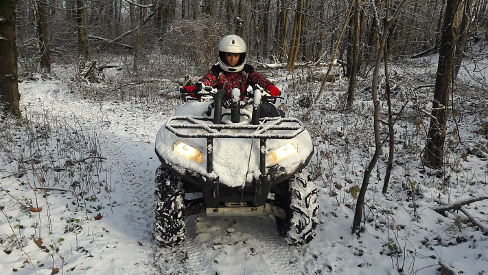 Катание на квадроциклах в Калининграде. Сервис Ultra Подарки. Подарочный сертификат на катание на квадроциклах в Калининграде. Закажите катание на квадроциклах недорого и наслаждайтесь активным отдыхом с друзьями. Выбирайте живописные маршруты для езды на квадроциклах. Сервис UltraPodarki.ru 8800-505-9530. Катание на квадроциклах, Прокат квадроциклов, езда на квадроцикле, прокат квадроциклов Калининград, катание на квадроциклах Калининград, Катание на квадроциклах зимой, Катание на квадроциклах летом, Сертификат на катание на квадроциклах 


