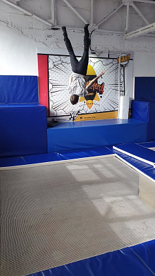  Батутный центр в Калининграде. Сервис Ultra Подарки. Купить подарочный сертификат в батутный центр, попробуйте прыжки на батуте в Калининграде. Сервис UltraPodarki.ru 8 (800) 555 95-30.. Батутный центр , батутный центр, батутный центр цены, батутный центр в Калининграде,  батутный парк, батут прыгать, прыжки +на батуте, батут Калининград, батут спорт