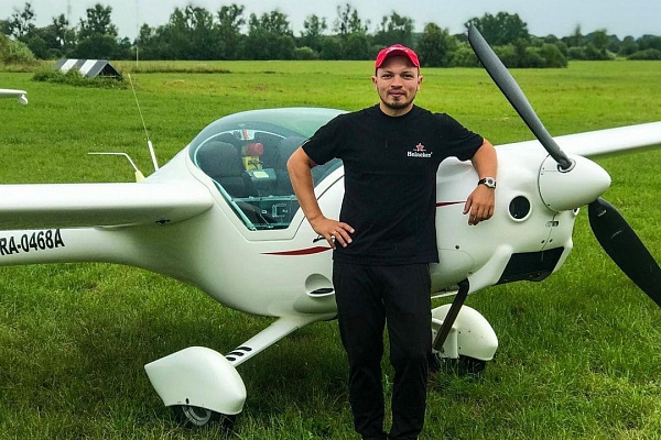 Полет на самолете в Калининграде. Ultra Подарки. Купить полёт на самолёте в Калининграде. Испытайте невероятные ощущения от прогулки на самолёте или порадуйте своих близких подарив сертификат на полет в подарок. Сервис UltraPodarki.ru 8 800 505 95 30. полёт на самолёте, сертификат на полёт, цены самолёт, полёт в подарок, реальный полёт, реальный полёт на самолёте, купить полёт Калининград, полёт на самолёте Калининград, сертификат на полёт Калининград, цены полёт Калининград