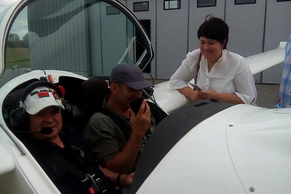 Полет на самолете в Калининграде. Ultra Подарки. Купить полёт на самолёте в Калининграде. Испытайте невероятные ощущения от прогулки на самолёте или порадуйте своих близких подарив сертификат на полет в подарок. Сервис UltraPodarki.ru 8 800 505 95 30. полёт на самолёте, сертификат на полёт, цены самолёт, полёт в подарок, реальный полёт, реальный полёт на самолёте, купить полёт Калининград, полёт на самолёте Калининград, сертификат на полёт Калининград, цены полёт Калининград